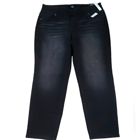 Dressbarn~Woman Size 16~All-Day Stretch Black Denim Ankle Jeans Pants NEW!! - Picture 1 of 9